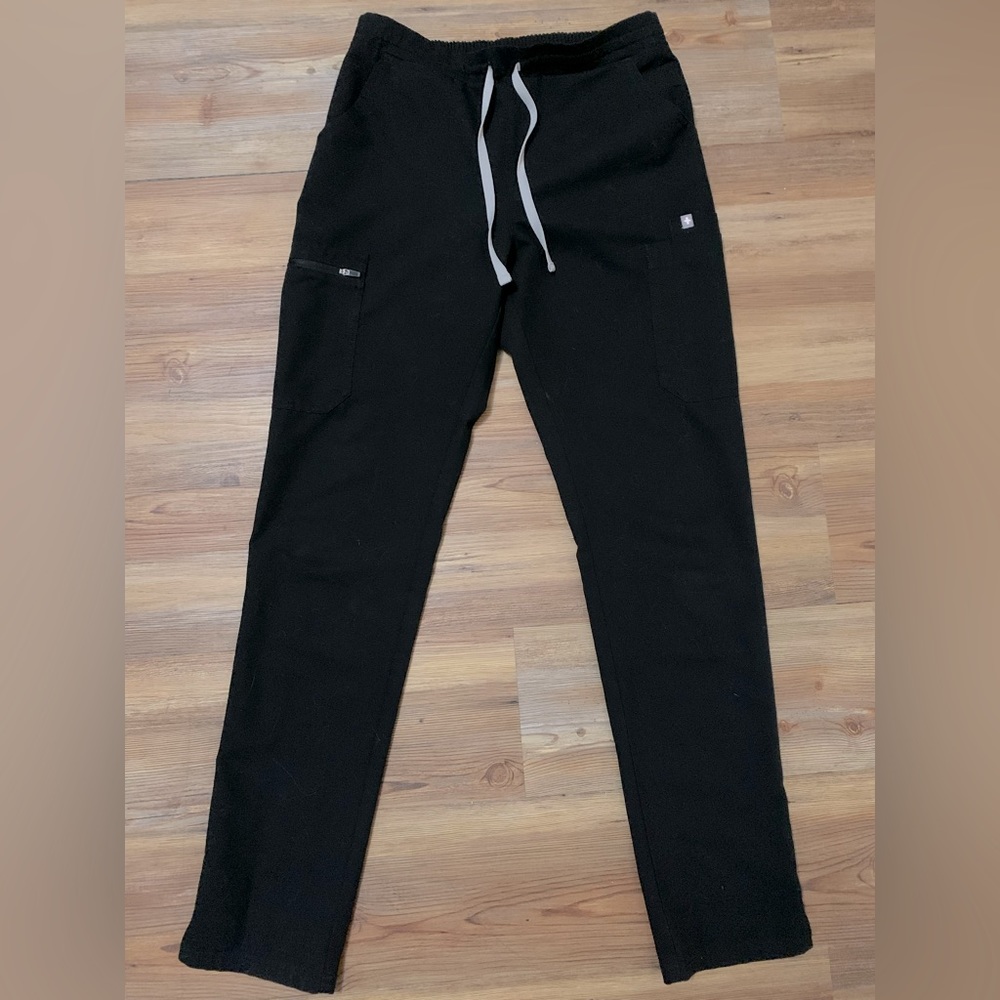 Women’s Figs Pants size S Tall